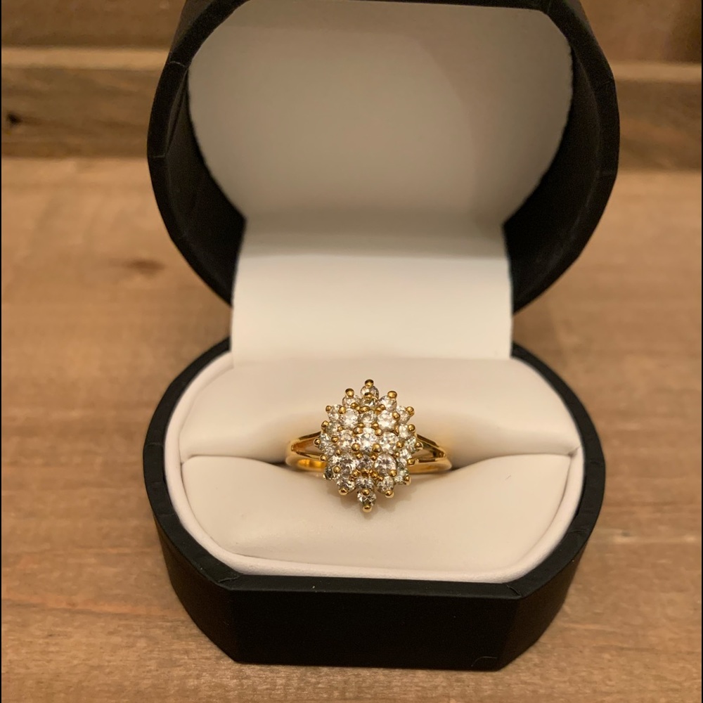❤️❤️❤️SOLD...GOLD TONE DIAMOND RING SZ 8 - Picture 2 of 7